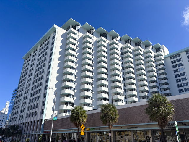 Triton Tower  photo 2